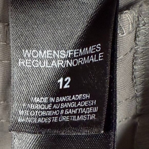 The Northface Zip Off Pants - Picture 10 of 12